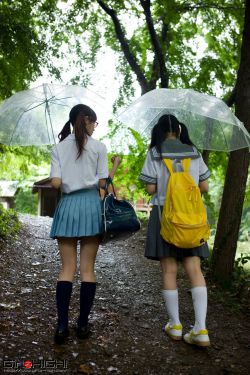 雷狮把道具放在安迷修里面车